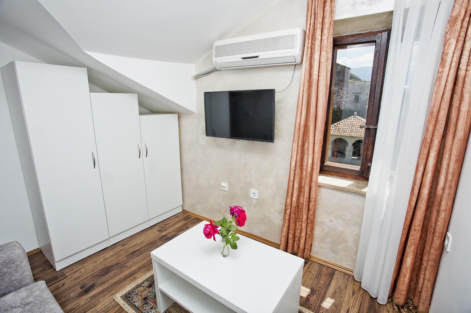 Apartments Admiral Perast Extérieur photo