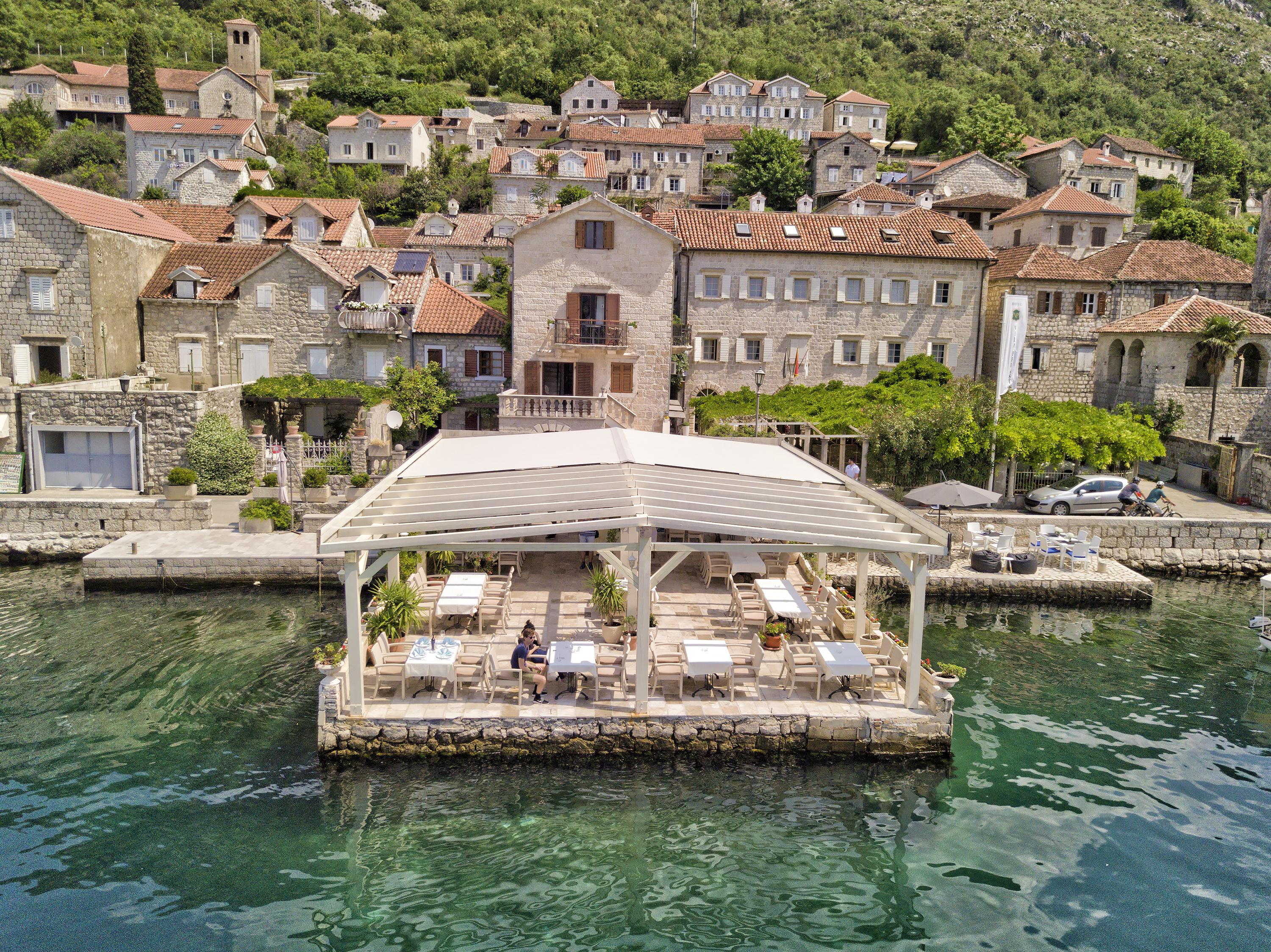 Apartments Admiral Perast Extérieur photo